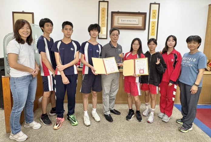 閱讀＋運動並進見成效　瑞祥國中部奪「允文允武」雙冠