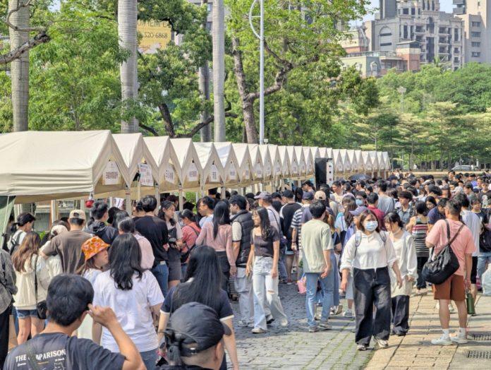 吃美食、玩拍貼、打匹克球　新竹公園5/2-3椪柑市集打造全齡狂歡節