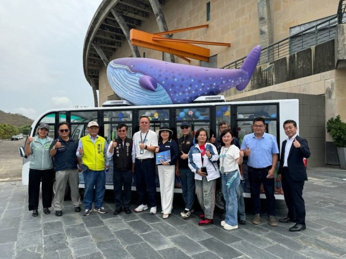 海生館童遊會爆人潮　「鯨奇號」首航親子嗨翻兒童節