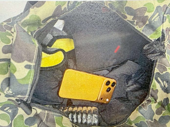 中壢男二手店偷4萬iPhone秒遭店員逮 下場尷尬了