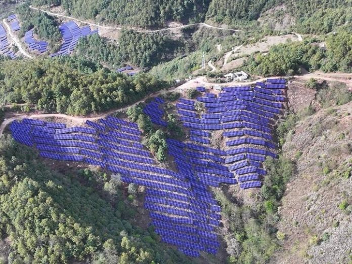 東方日昇實力斬獲華能1.2GW異質結組件大單