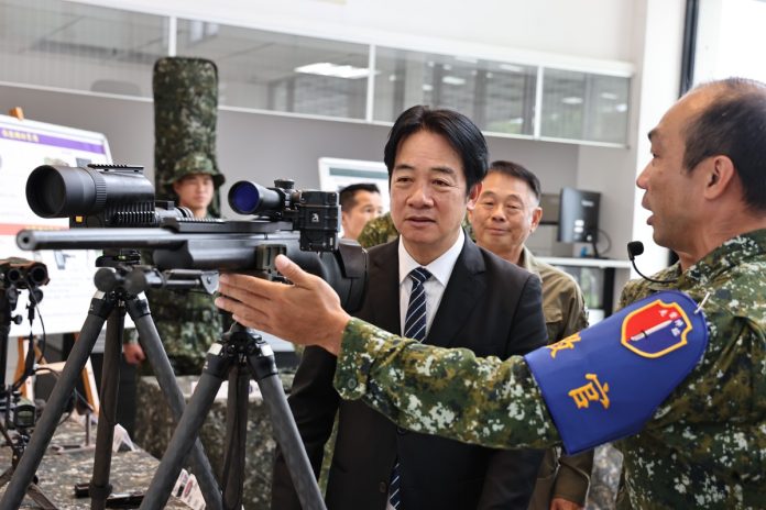 賴清德視導步訓部 關心基層官兵訓練與生活