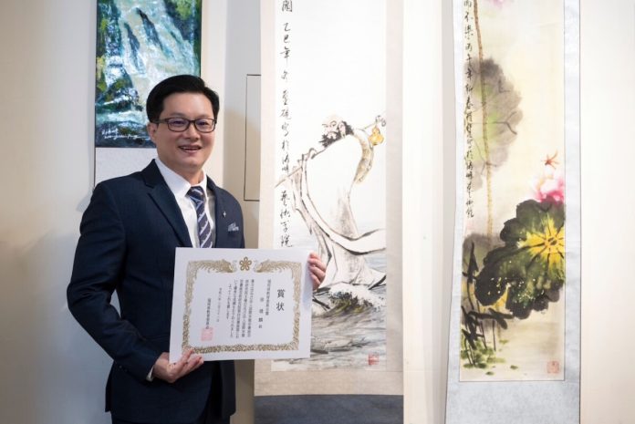 南市府副秘書長揚名日本福岡國際書畫展　 獲「福岡教育委員會賞」