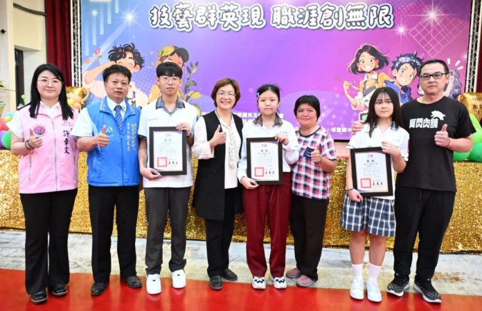 技職新星出爐！彰化161學生技藝競賽獲獎亮相