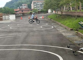 桃園防治交通違規深入校園 學子「考駕照」深植安全意識 桃園防治交通違規深入校園 學子「考駕照」深植安全意識