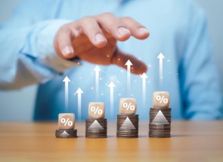 聯博00984D配息率衝破一成 非投等債ETF成震盪市避風港 聯博00984D配息率衝破一成 非投等債ETF成震盪市避風港