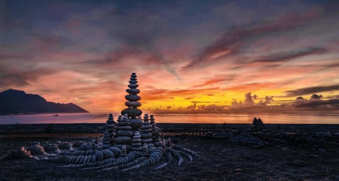 當自然成為畫布、藝術成為語言：花蓮疊石攝影賽，正在重新定義「被看見」的方式