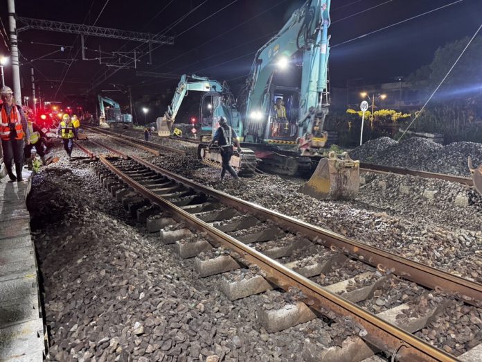 桃園鐵路地下化重大突破　內壢段夜間大切換順利完成