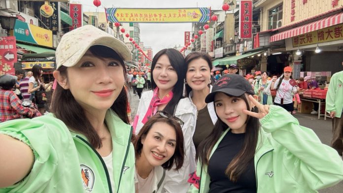 綠營女力北港隨香　初體驗白沙屯媽祖感動滿滿