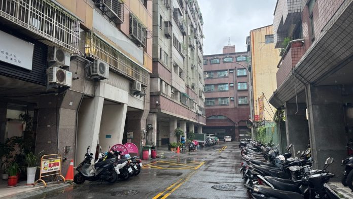 居住正義只聞樓梯響？租賃條例修法卡關7個月，朝野民團齊轟：政府承諾是「口惠而實不至」