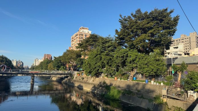 南科讓地主變億萬富翁、農會存款破百億！專家揭「地下經濟」助漲房價，錢多到無處去