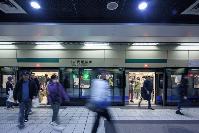 台股豐收保值潮來襲 熱錢流向軌道經濟「正捷運宅」