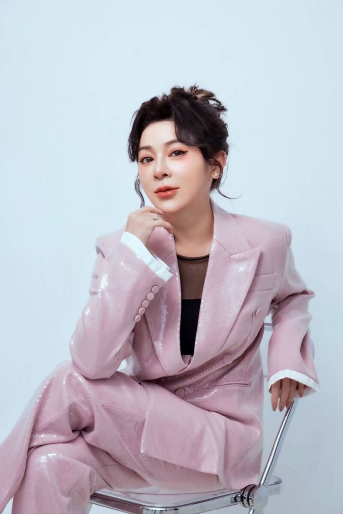 時光隧道再現青春光芒：劍湖山《耐斯歌廳秀》喚醒世代記憶與文化共鳴