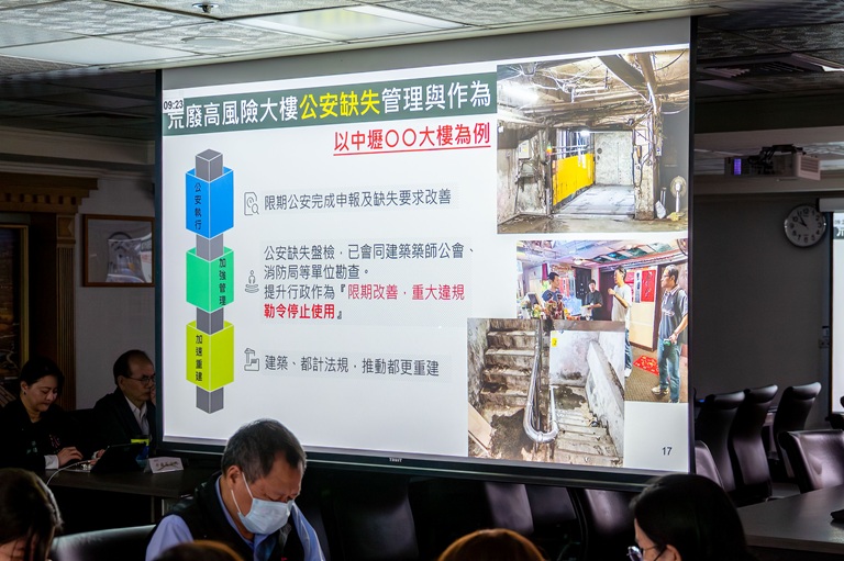 cf21d781 70eb 4015 ad7c 554cdb4d5fab