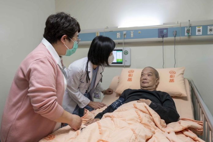 十年抗癌奇蹟！彰基助弱勢肺癌病患脫離呼吸器