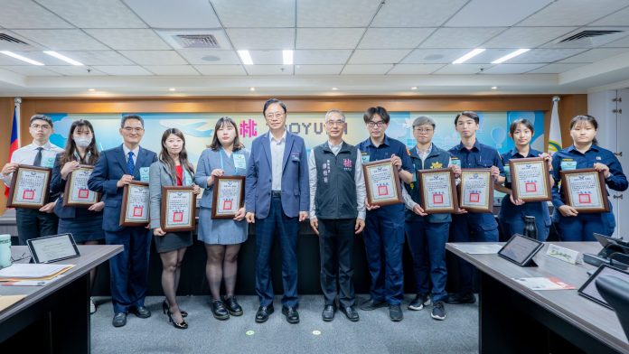 張善政表揚12名阻詐英雄 守護民眾1102萬辛苦錢