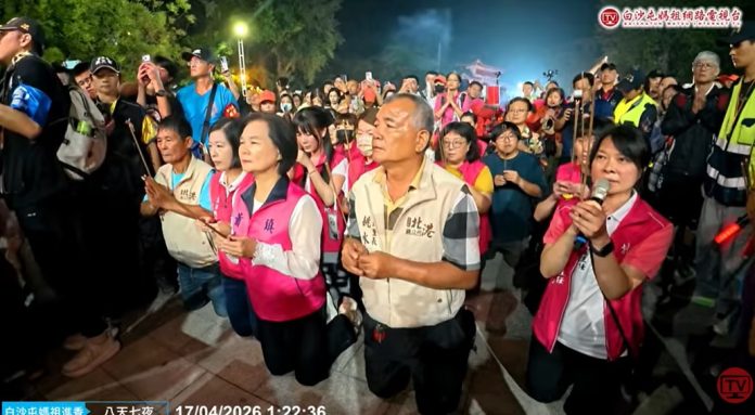 白沙屯媽祖遶境行經北港鎮公所再度停駕地方信仰受關注