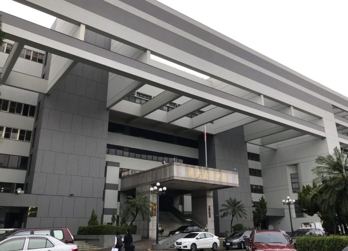 越籍移工刀刺同鄉亡斃        首次開庭坦承殺人不諱