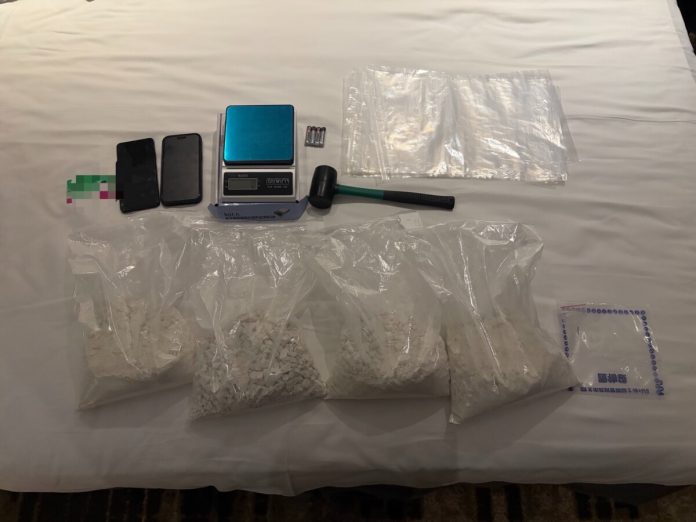 餅乾桶藏4公斤海洛因闖關失敗　臺馬聯手破跨境毒網