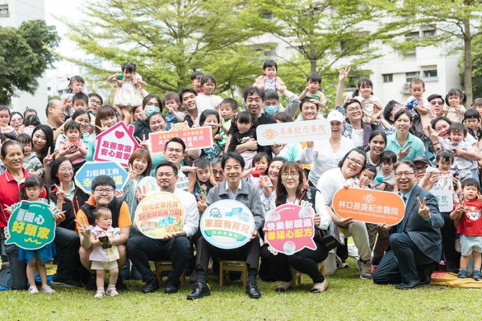 賴清德、黃世杰合體訪視幼兒園 凌濤批：公務行程包裝輔選