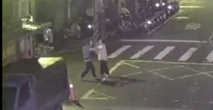 友誼小船遇酒即沉！中和2男酒後爆口角當街肉搏互毆