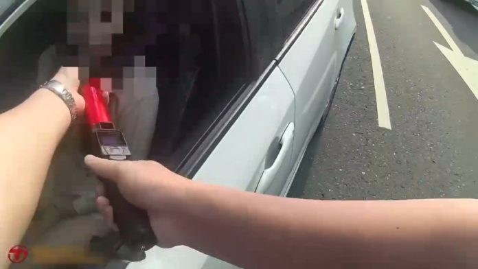 北市酒店女公關酒駕拒測嗆「反正都要罰」　車中藏海量毒遭逮送辦