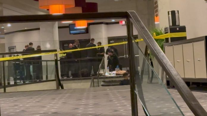 影／白宫晚宴驚傳槍響！特勤人員護送川普與第一夫人緊急撤離　疑槍手被逮捕影片網路瘋傳