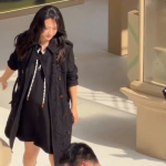 46歲湯唯出席活動「小腹隆起」 遭疑懷二胎登上熱搜 46歲湯唯出席活動「小腹隆起」 遭疑懷二胎登上熱搜