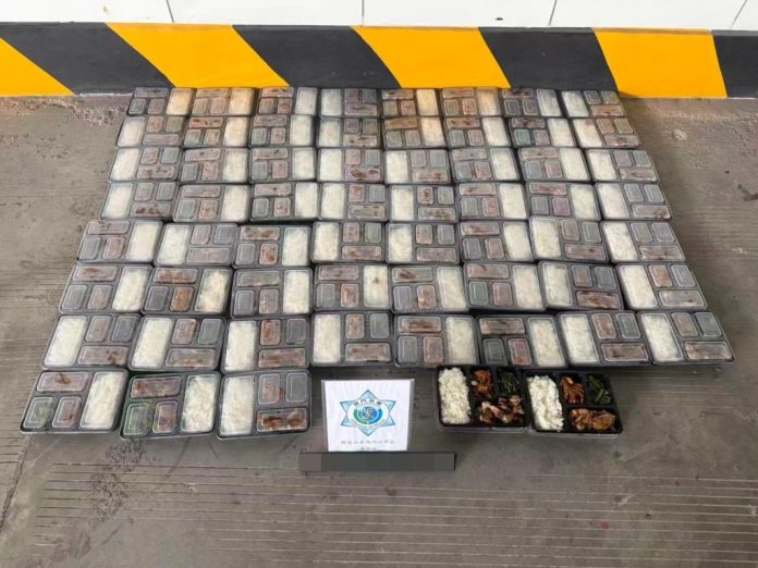 這麼好吃？男走私51公斤熱騰騰便當回澳門　入境時遭海關抓包