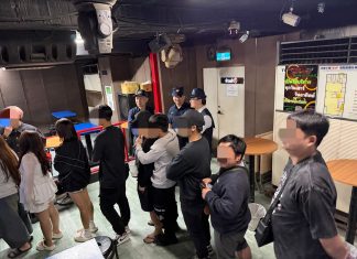 中壢警動員187人掃蕩非法移工 她逾期居留1年「躲女廁被逮」 中壢警動員187人掃蕩非法移工 她逾期居留1年「躲女廁被逮」