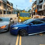 【有片】這樣也能撞?中壢女駕駛龍岡地下道前偏移釀禍 8人受傷 【有片】這樣也能撞?中壢女駕駛龍岡地下道前偏移釀禍 8人受傷