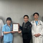 學術活動遇心梗!林口長庚醫護接力搶命 救回醉男獲頒感謝狀 學術活動遇心梗!林口長庚醫護接力搶命 救回醉男獲頒感謝狀