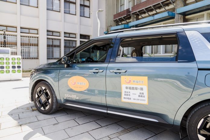嘉義鹿草幸福小黃通車！14站啟用串聯高鐵與醫療生活圈