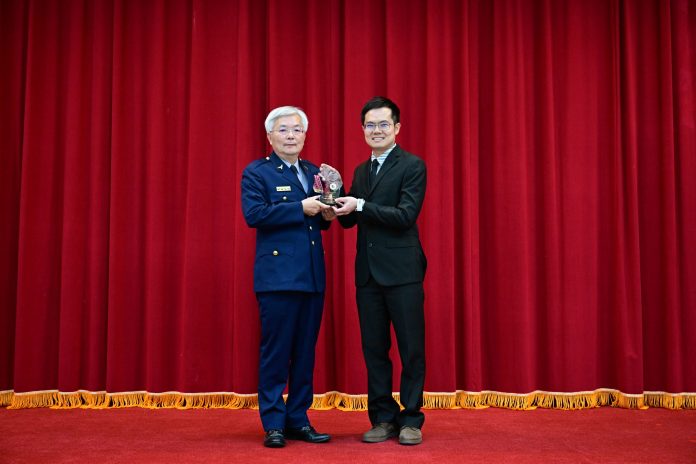 全國刑事鑑識楷模出爐 桃園巡官引進先進儀器縮短鑑定時效獲選