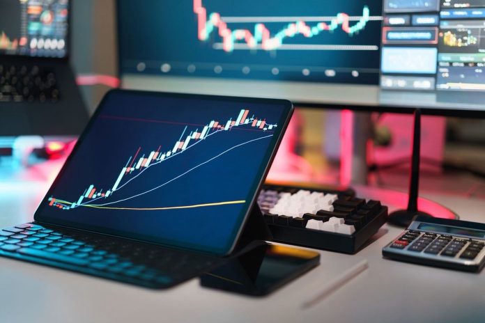 主動式ETF光環受挑戰！009803近一個半月含息報酬9.01% 超越熱門主動式ETF
