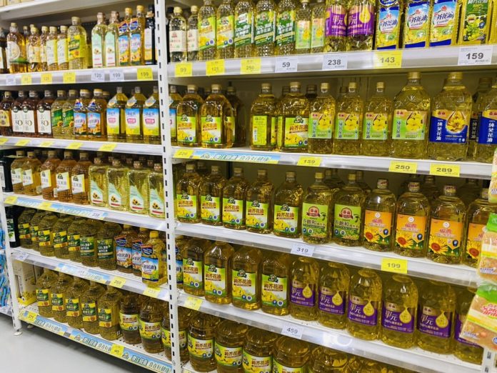 問題油品流向擴大至360家！食藥署五大措施全面封鎖　啟動退貨機制