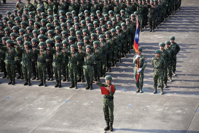 呂坤修主持三軍九校院聯合入伍訓 迎接軍旅新挑戰