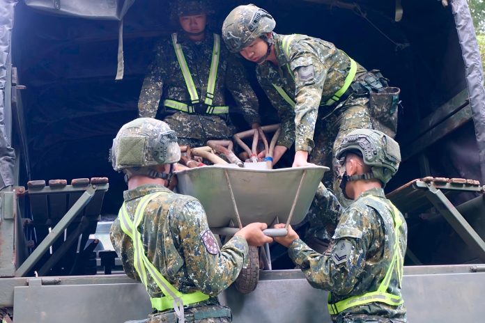 第四作戰區完成防颱整備 預置兵力守護南部