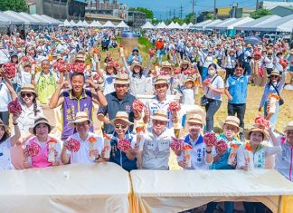平鎮千人割稻飯傳承農村文化 食農教育扎根推廣平鎮好米