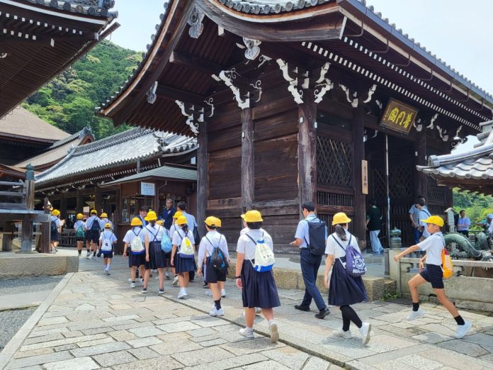 日本校園爆醜聞！男師涉與女學生不當關係　教室成私密空間