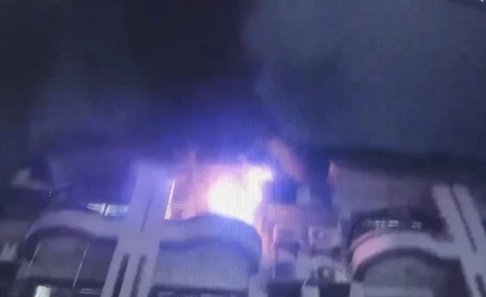 快訊／高雄民宅火警！延長線疑插太多釀災　女兒房間燒毀「暑假作業全沒了」
