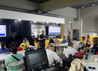 科技執勤擺脫人力涉險! 弘光科大攜手中部三大環保協會啟動無人機環境監控大聯盟 輔導志工考照 科技執勤擺脫人力涉險! 弘光科大攜手中部三大環保協會啟動無人機環境監控大聯盟 輔導志工考照