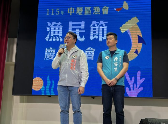 黃世杰參加漁民節慶祝大會 承諾當選桃園市長翻新永安漁港