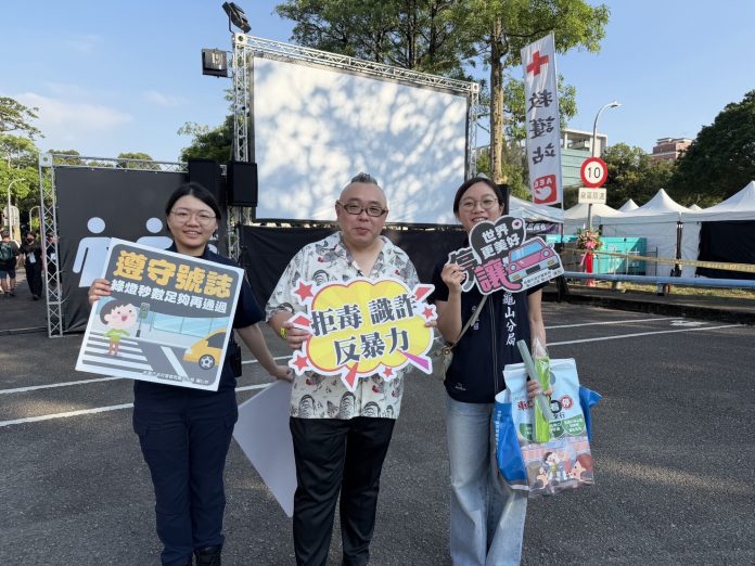 龜山警前進搖滾音樂節活動 宣導酒駕防制與停讓觀念