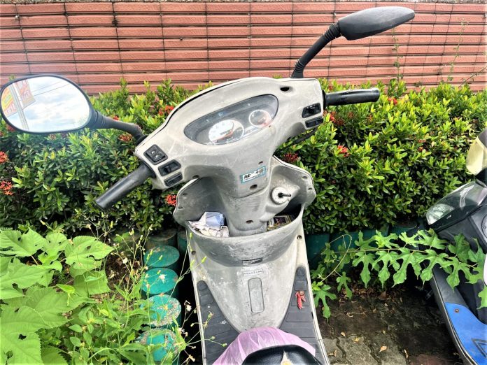 遠遊忘拔鑰匙　老翁跨縣市求助公園警即時代管