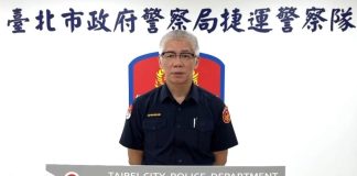 物品久放地面送遺失物中心 男子與站長爭執捷警即時排解 1787897675971