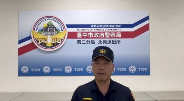 自小客車擦撞衍生糾紛           警方到場化解依法處理