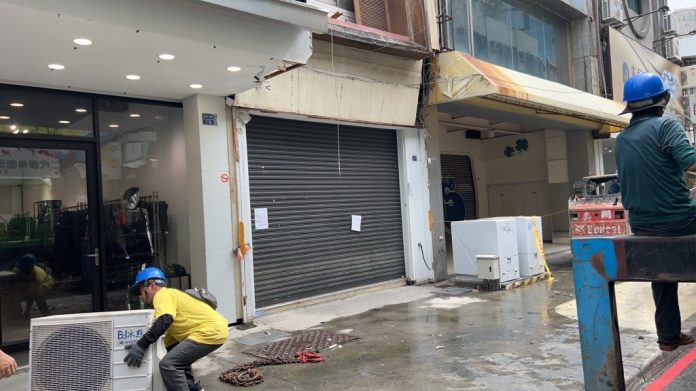 官僚等到塌3／雨遮塌了沒責任？高雄工務局甩鍋「究責中風80歲屋主」