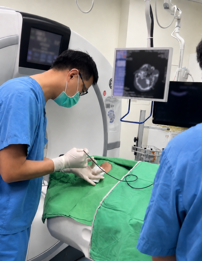電擊刀割般劇痛讓病患想戳臉 童綜合醫院「影像融合定位神經燒灼」成功救贖