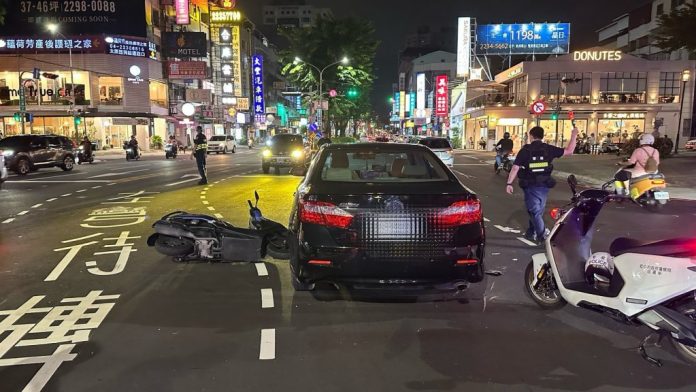 台中北區酒駕拒檢闖紅燈釀事故！1行人、3騎士遭波及　59年次男遭逮